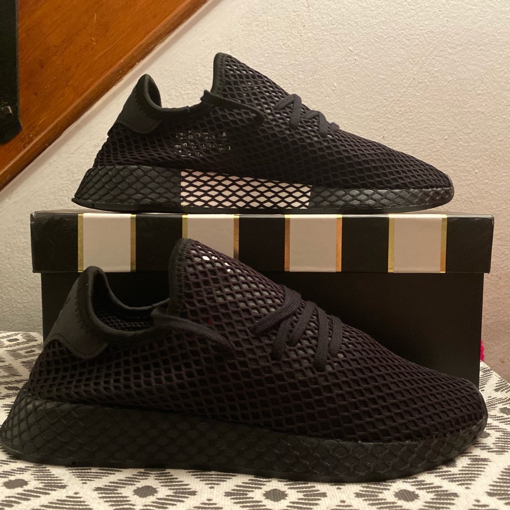 COPY - Adidas Deerupt runner core black
